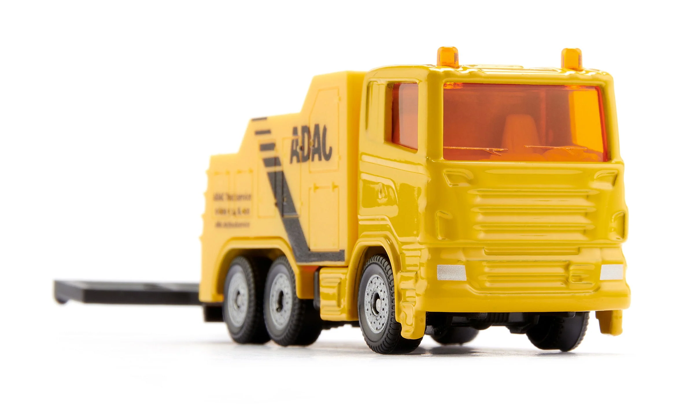 1:87 ADAC Tow Truck - Image 6