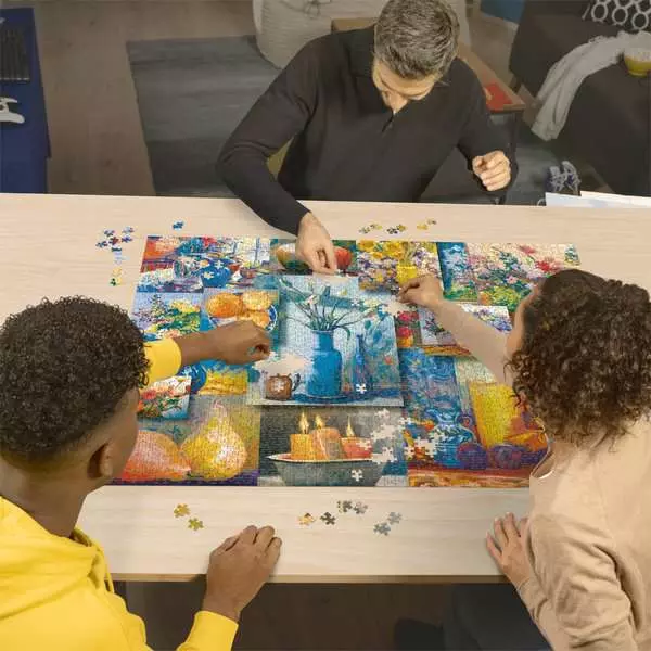 Ravensburger Still Life Beauty 2000 Piece Jigsaw Puzzle - Image 3