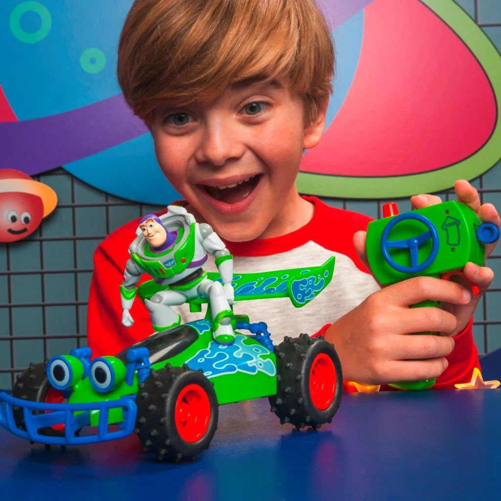Toy Story 1:24 Scale Buzz RC Buggy Vehicle - Image 5