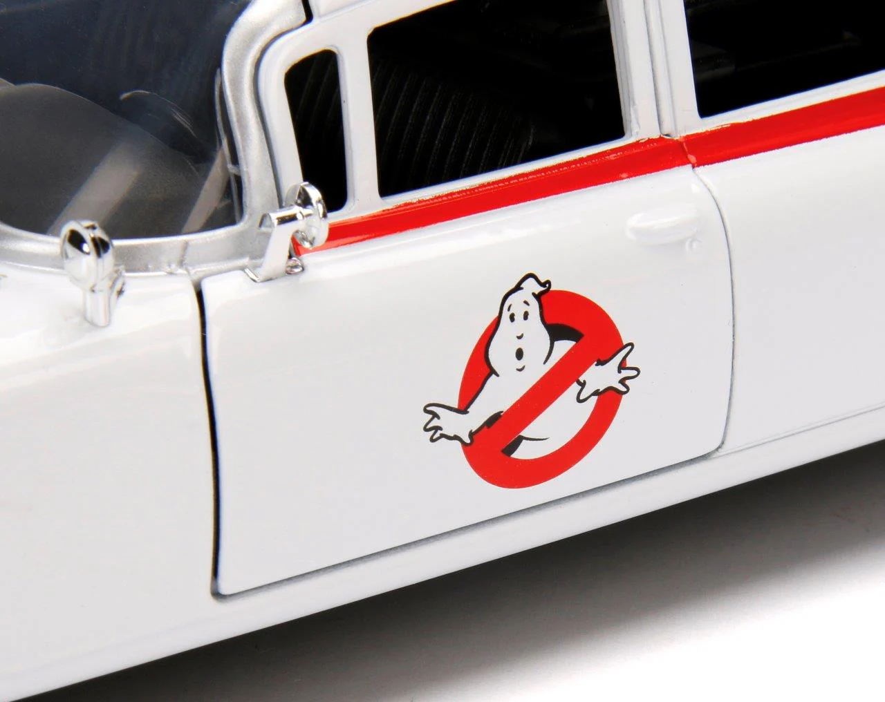 Ghostbusters Ecto-1 1:24 Scale Die Cast Vehicle - Image 7