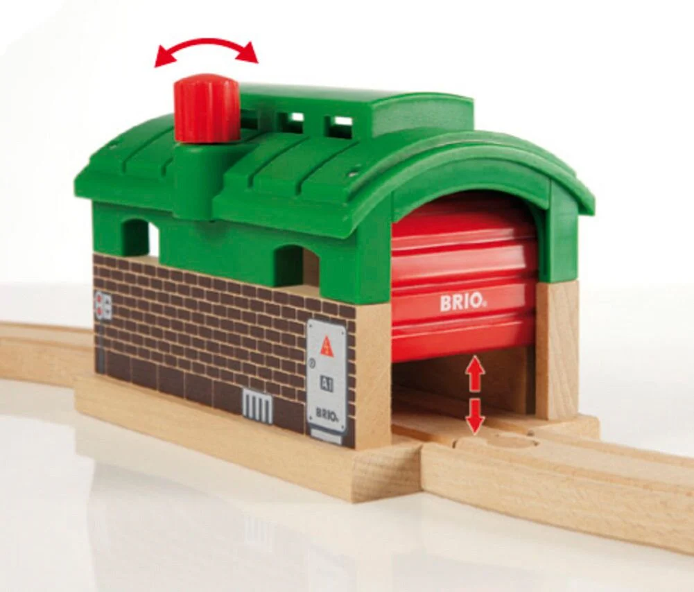 BRIO Train Garage - Image 3