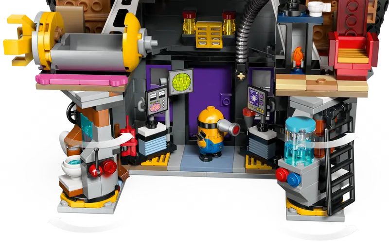 75583 Minions and Gru's Family Mansion - Image 4