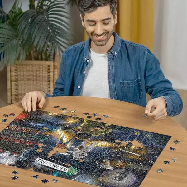 Ravensburger Back to the Future 1000 Piece Jigsaw Puzzle - Image 3