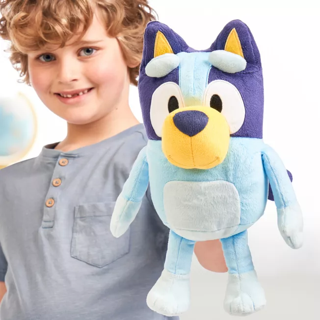 Bluey Series 5 Talking Bluey Plush - Image 3