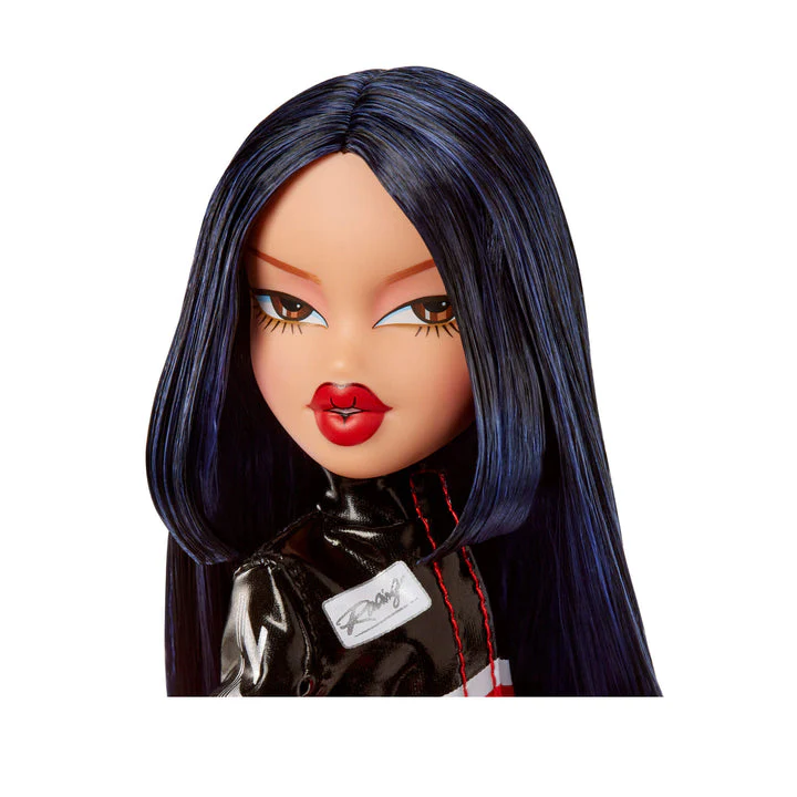 Bratz Scorchin' Jade Fashion Doll - Image 4