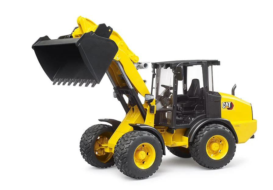 Bruder Cat Wheel Loader - Image 3