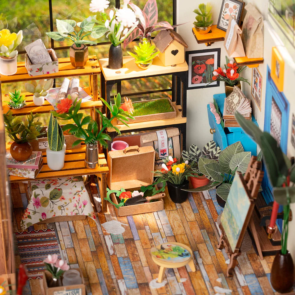 Cathy's Flower House - Image 5
