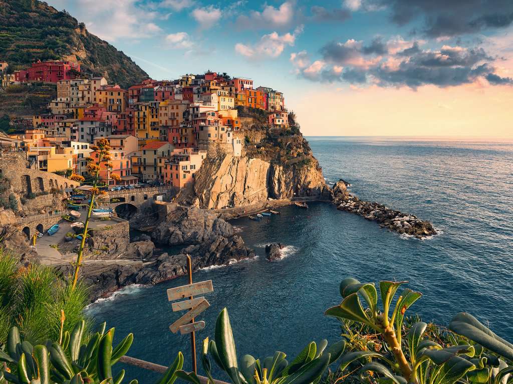 Ravensburger Cinque Terre viewpoint 1500 Jigsaw Puzzle - Image 2