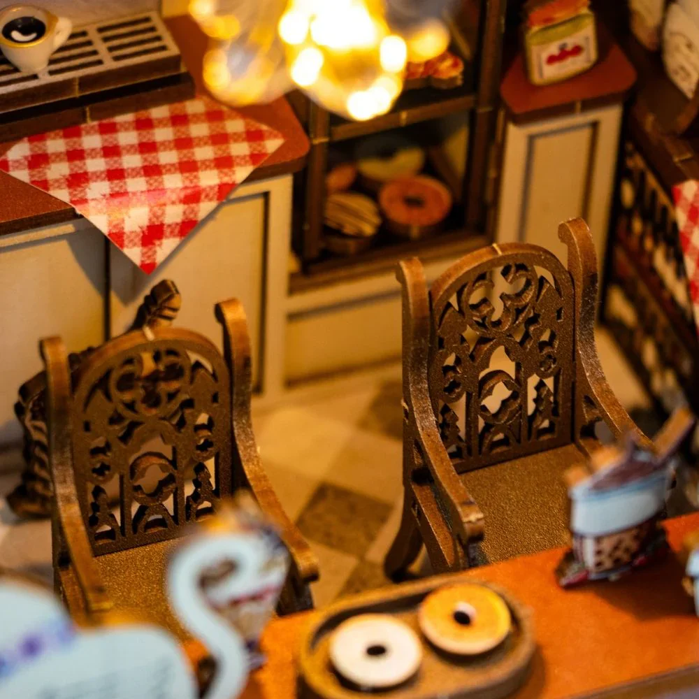 Coffee Shop (DIY Book Nook Kit) - Image 7