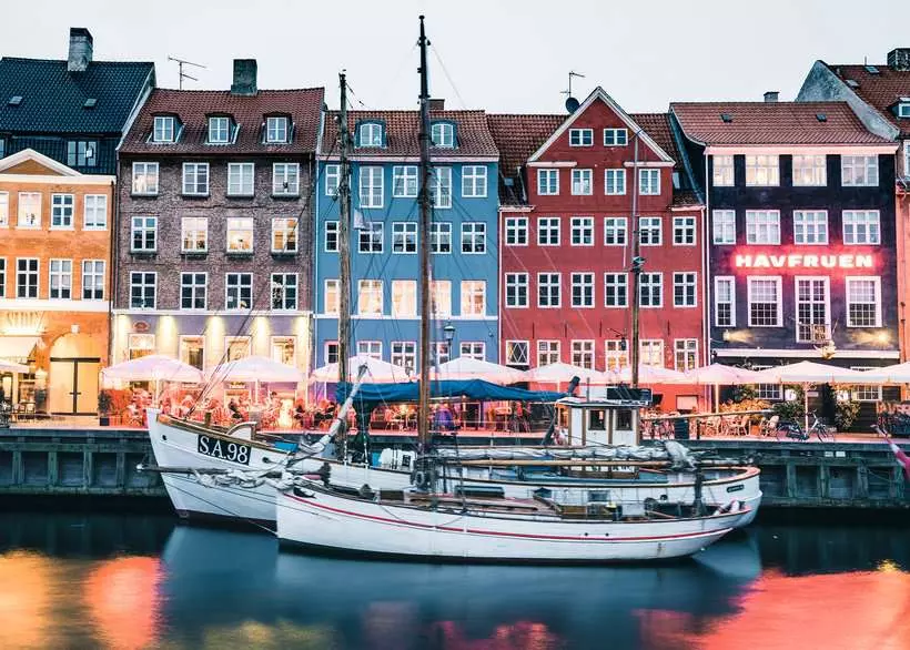 Ravensburger Copenhagen Denmark 1000 Piece Jigsaw Puzzle - Image 2