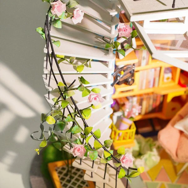 Dora's Loft - Image 5