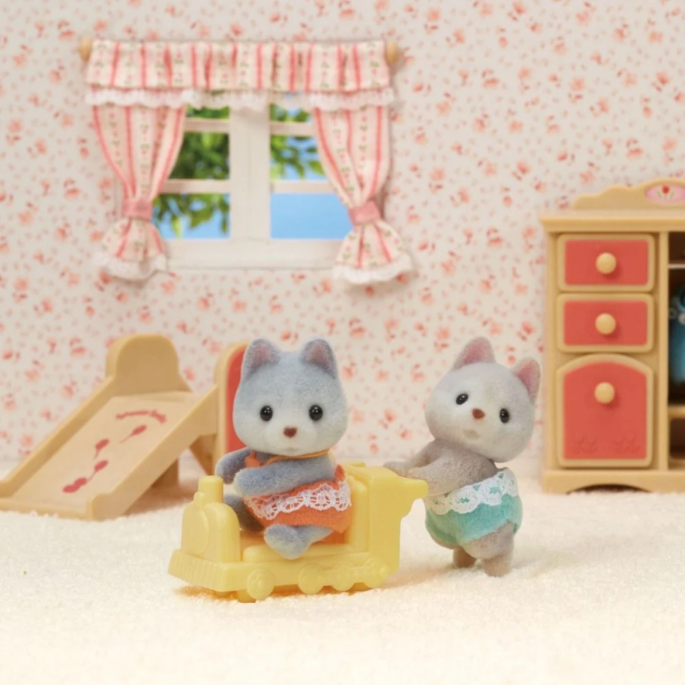Sylvanian Families Husky Twins - Image 3