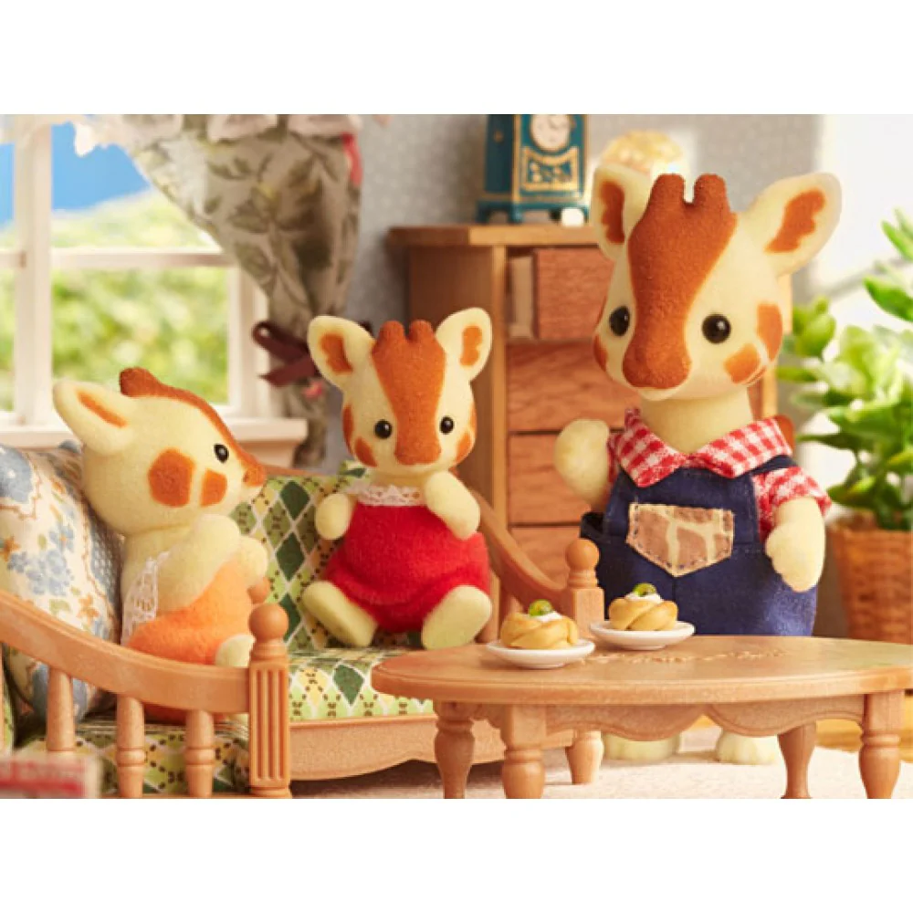 Sylvanian Families Highbranch Giraffe Family - Image 3