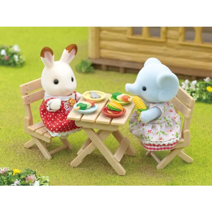 Sylvanian Families BBQ Picnic Set Elephant Girl - Image 3