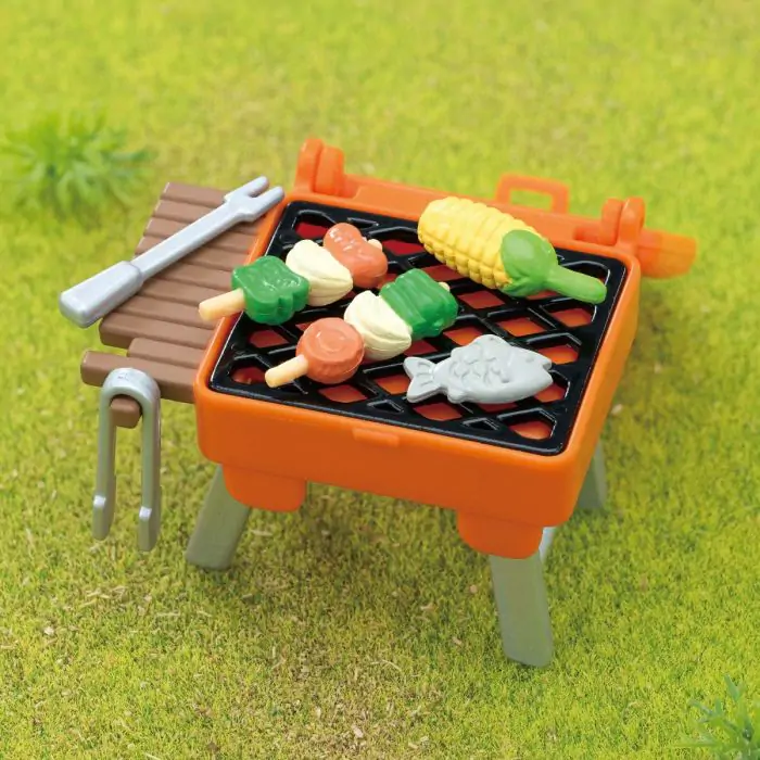 Sylvanian Families BBQ Picnic Set Elephant Girl - Image 4