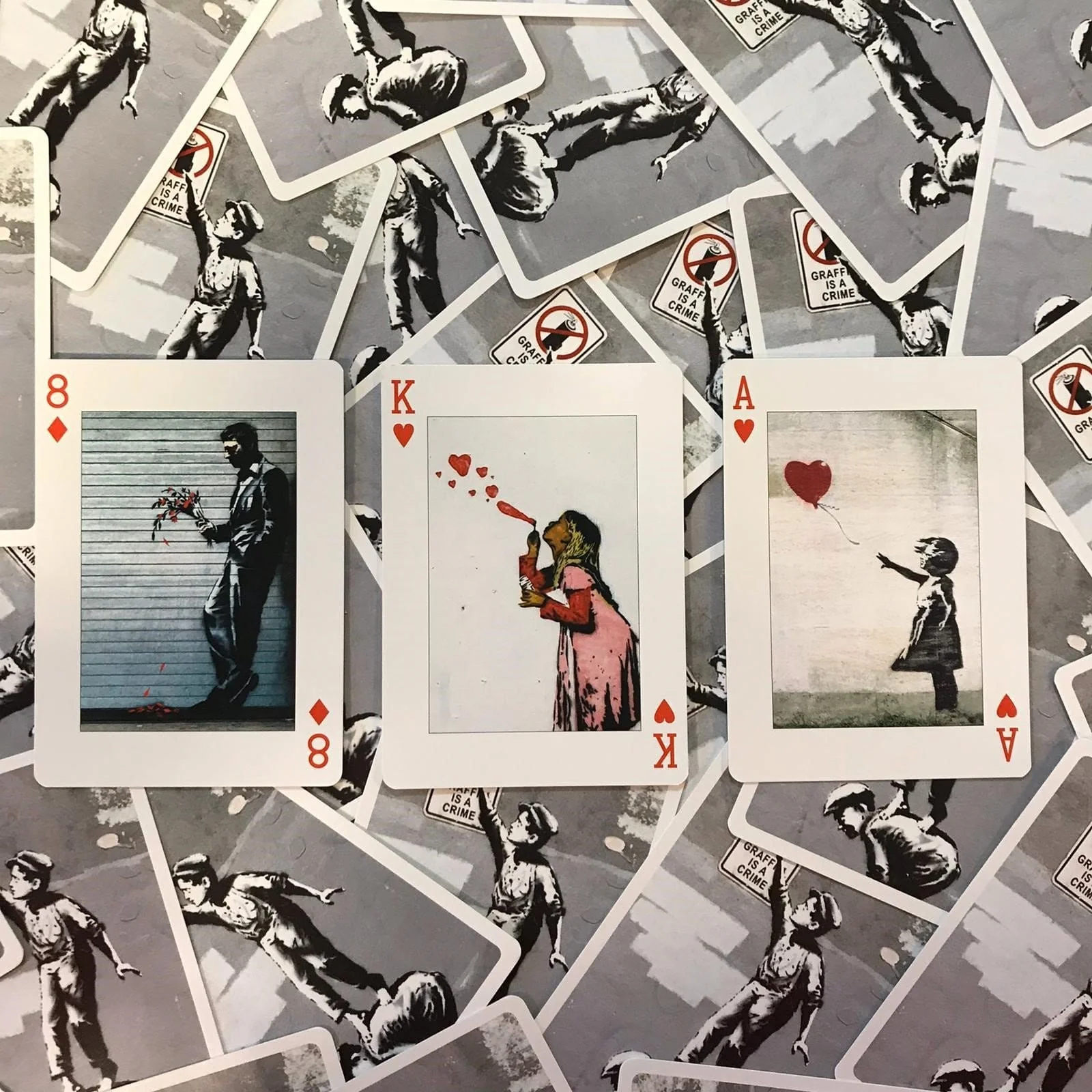 Gibsons Banksy Playing Cards - Image 3