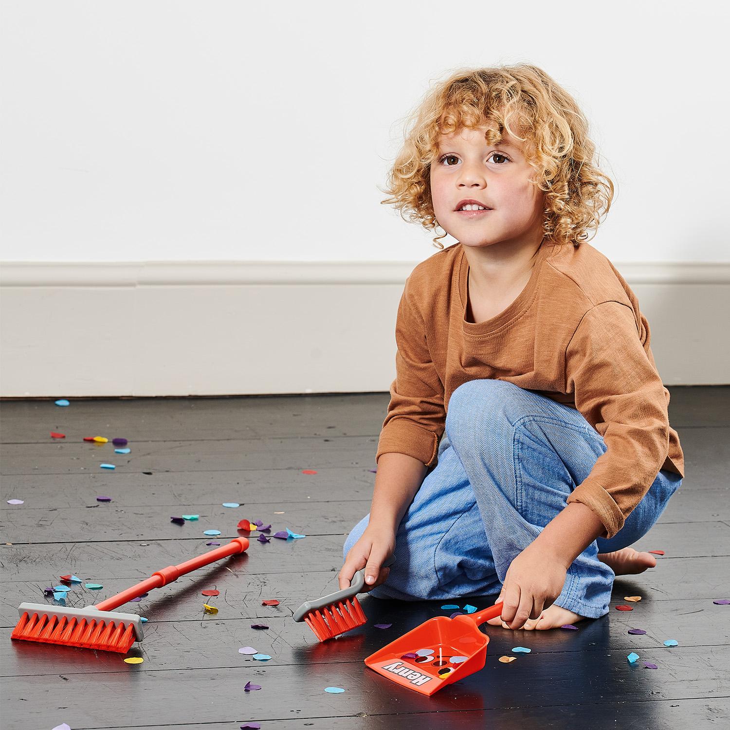 Casdon Henry Brush Set Kids Cleaning Toy Role Play - Image 4