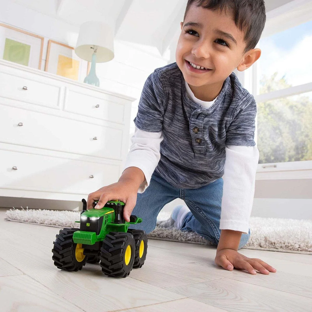 John Deere Monster Treads Lights And Sounds Tractor - Image 4