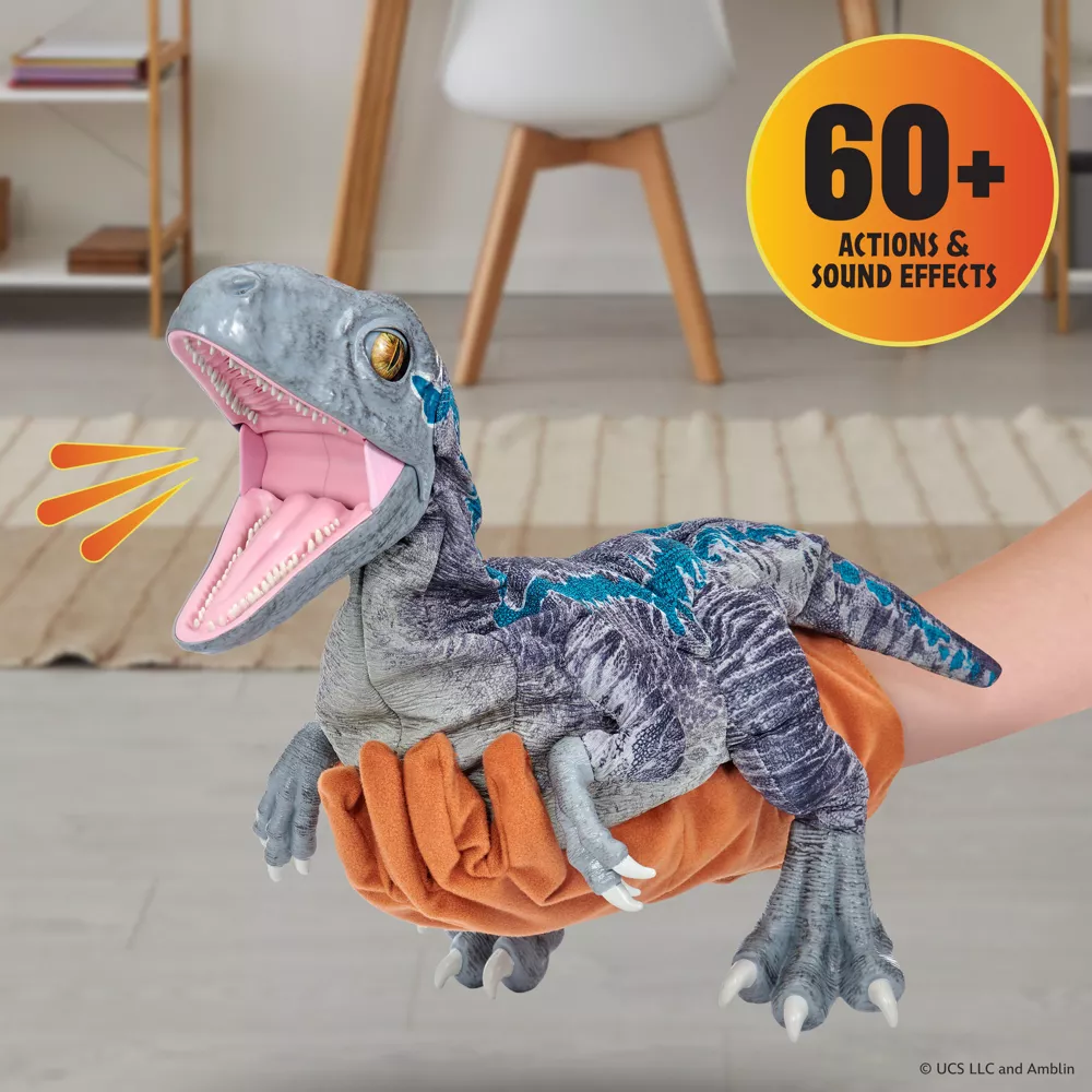 Jurassic Raptor Puppetronic Trainer - Image 3
