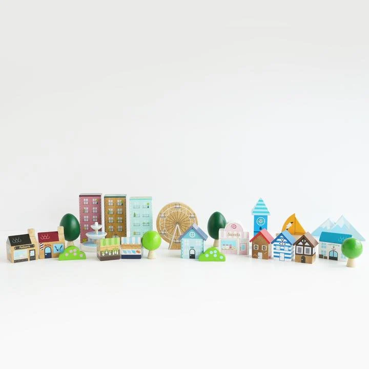 Le Toy Van Royal Express Train set 180pc - Image 4