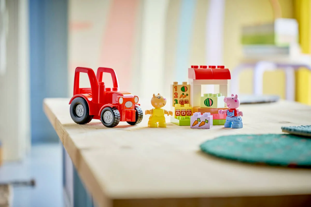 LEGO DUPLO Peppa Pig Tractor and Market Toy 10468 - Image 8