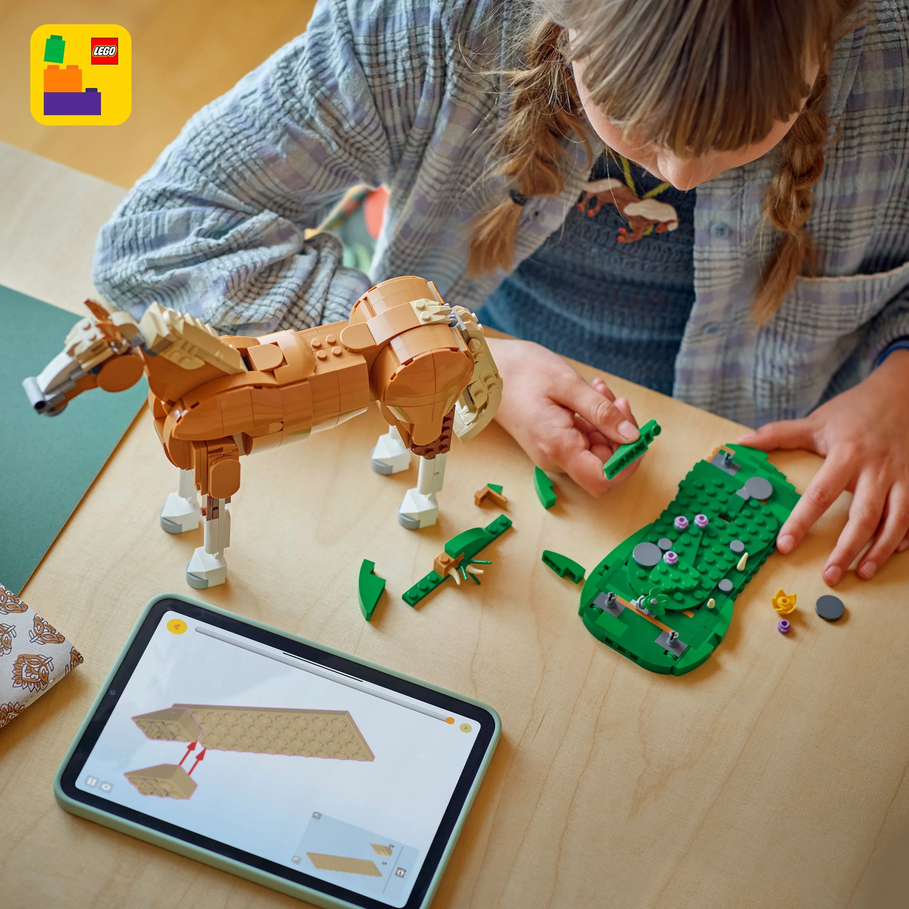 LEGO Creator 3in1 Beautiful Horse Toy 31166 - Image 6