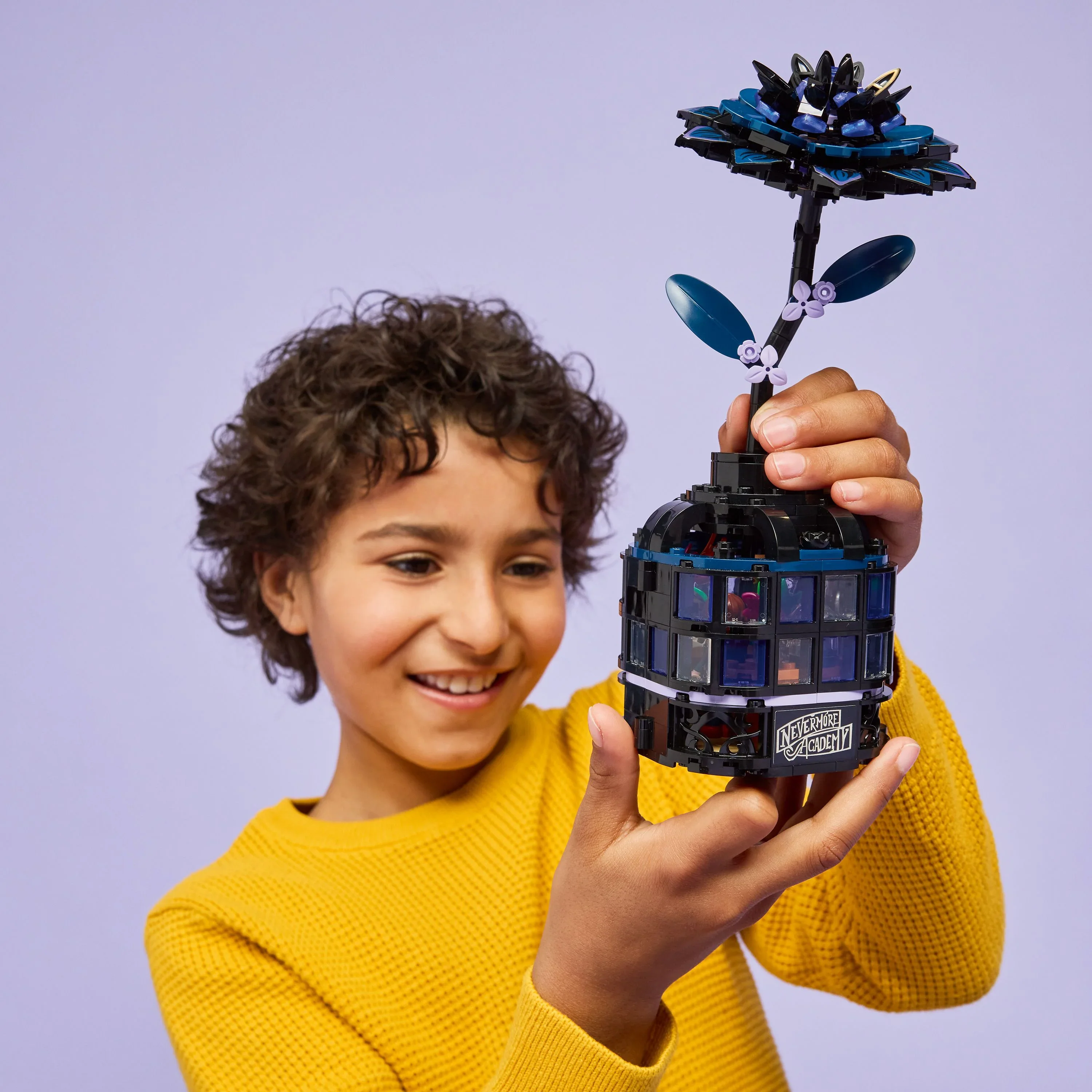 LEGO Wednesday Black Dahlia Flower Toy 76784 - Image 6