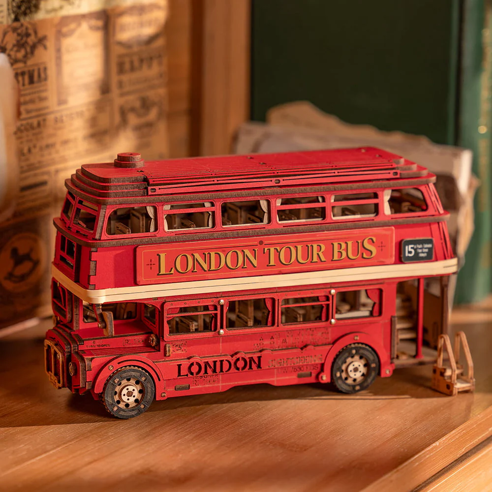 London Tour Bus - Image 7