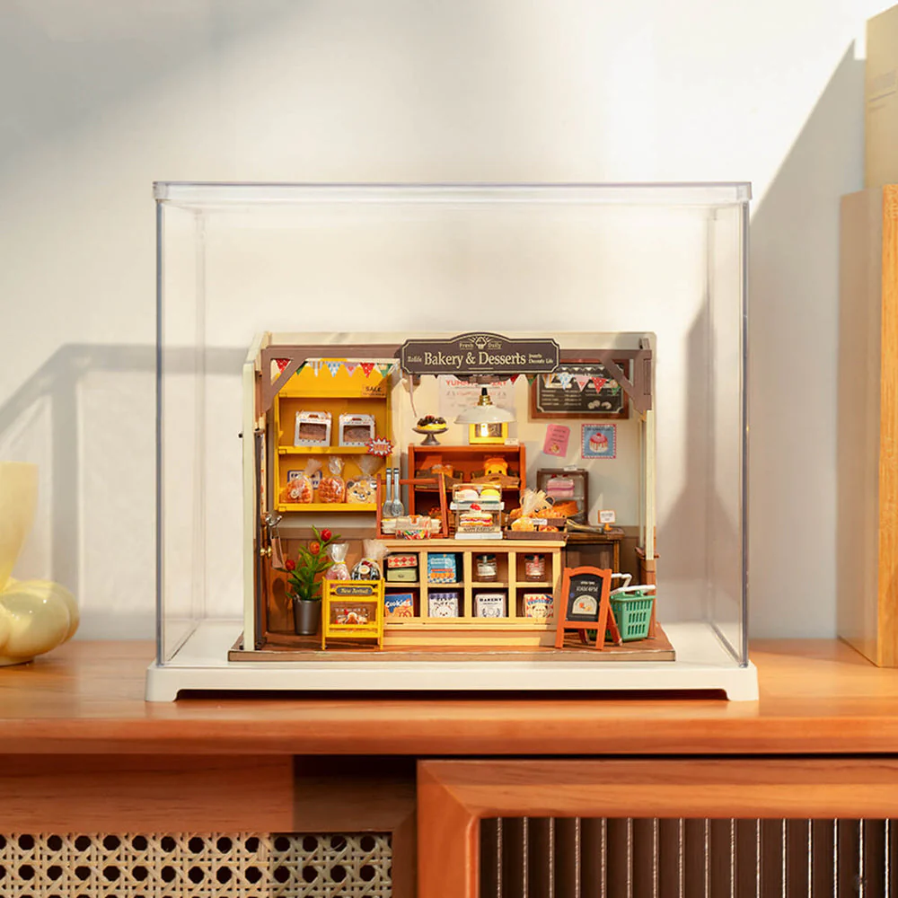 Miniature House Display Box - Image 4