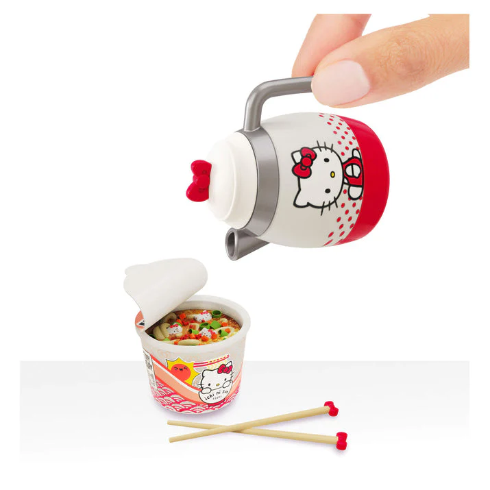 Miniverse Make It Mini Food Hello Kitty® Mini Collectibles - Image 4