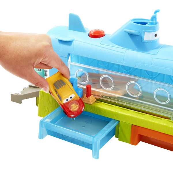 Disney Pixar Cars Color Change Whale Car Wash Playset - Image 3