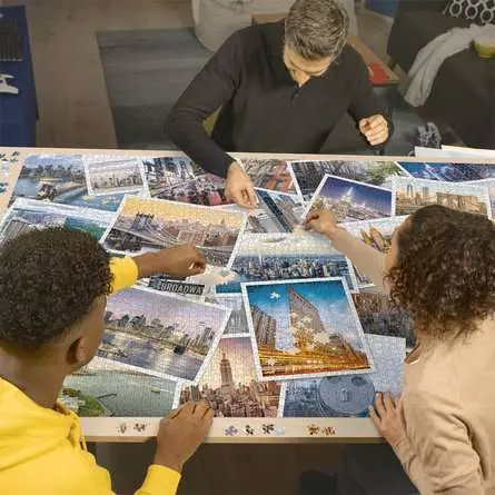 Ravensburger New York City That Never Sleeps 5000 Piece Jigsaw Puzzle - Image 3