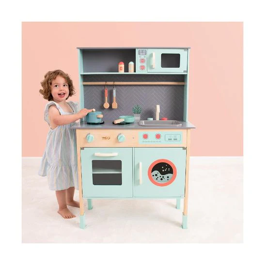 Owl & Fox Wooden Kitchen - Image 2