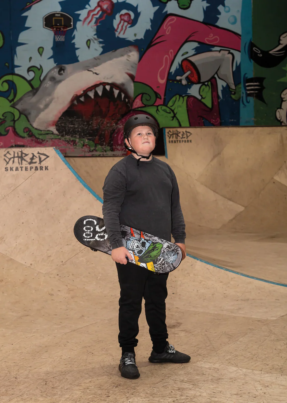 Plastic Skateboard 28 Inch Mirror Graphic Assortment - Image 5