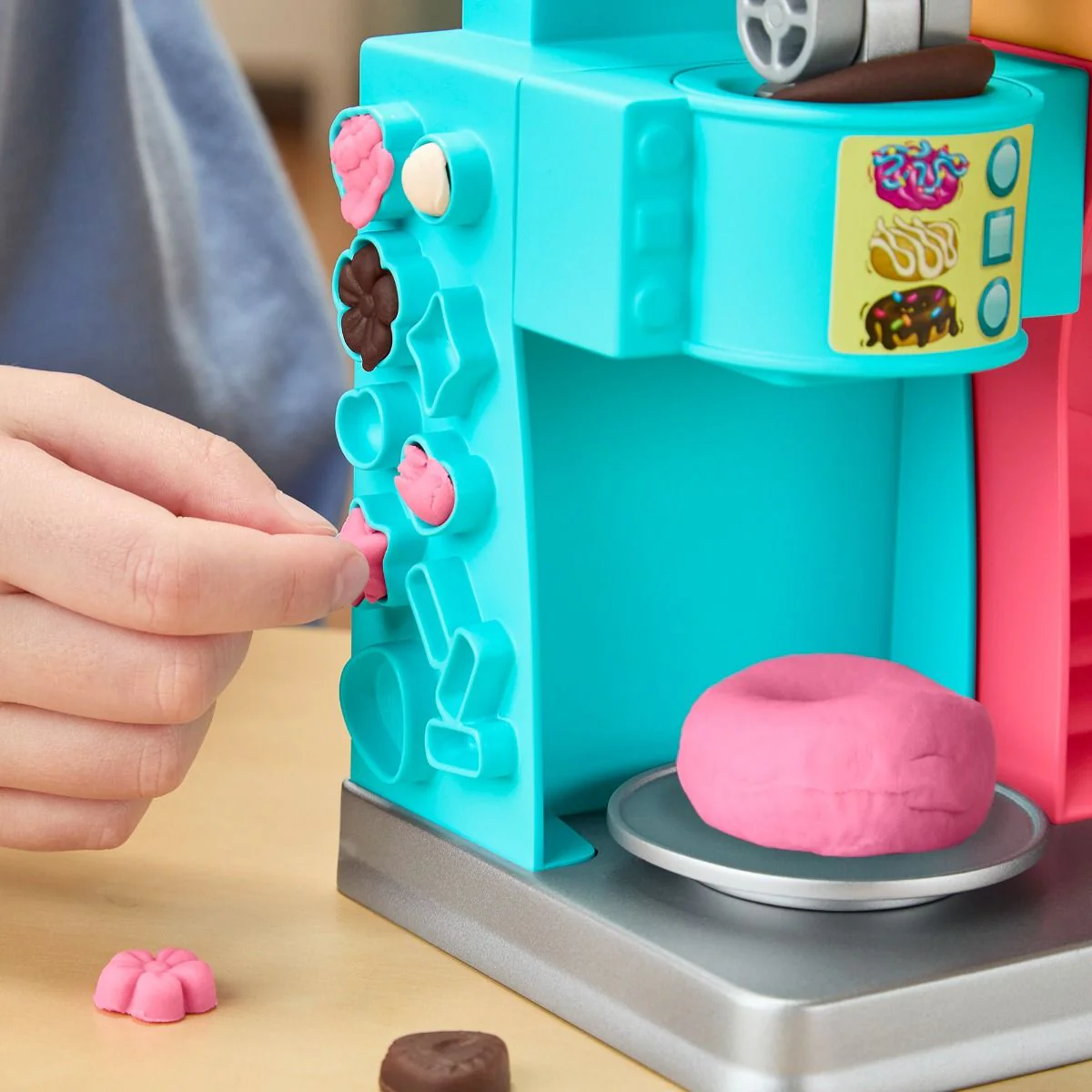 Play Doh Donut Bakery - Image 7