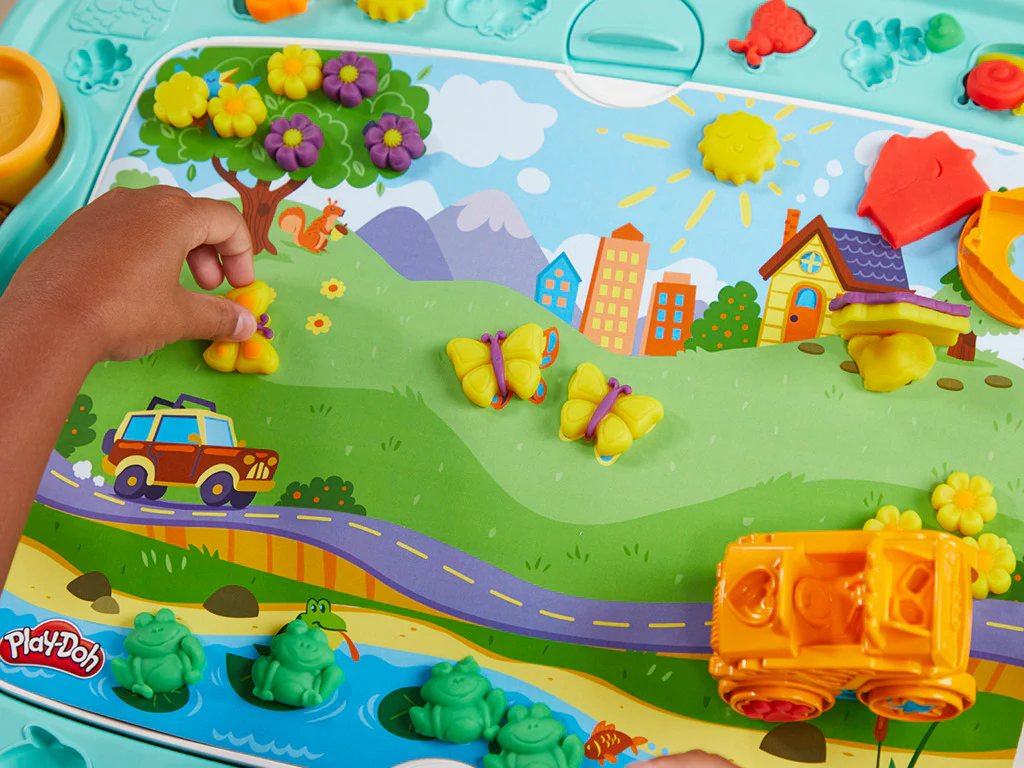 Playdoh Creativity Table - Image 3