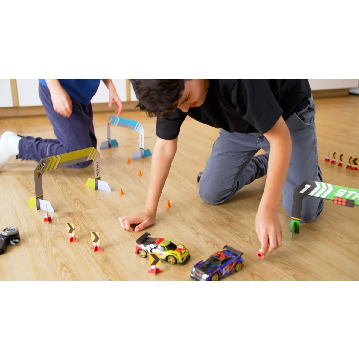 Radio Control Exost Build 2 Drive Duo Pack - Image 4
