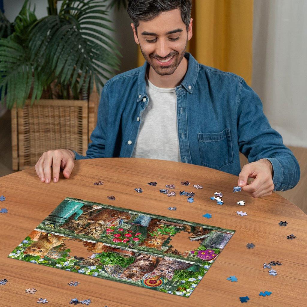 Ravensburger Cats on the Shelf 500 Piece Jigsaw Puzzle - Image 3