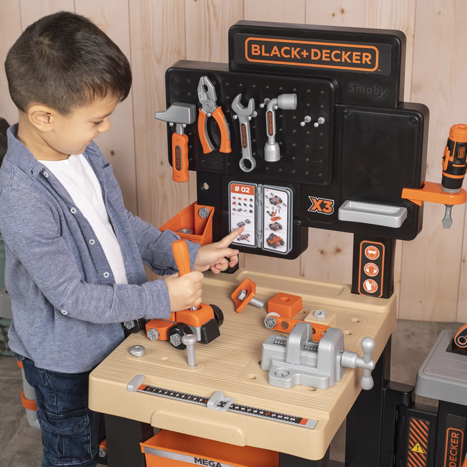 Smoby Black and Decker Mega Centre - Image 11