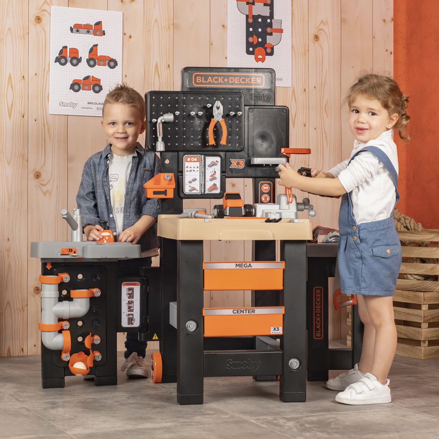 Smoby Black and Decker Mega Centre - Image 4