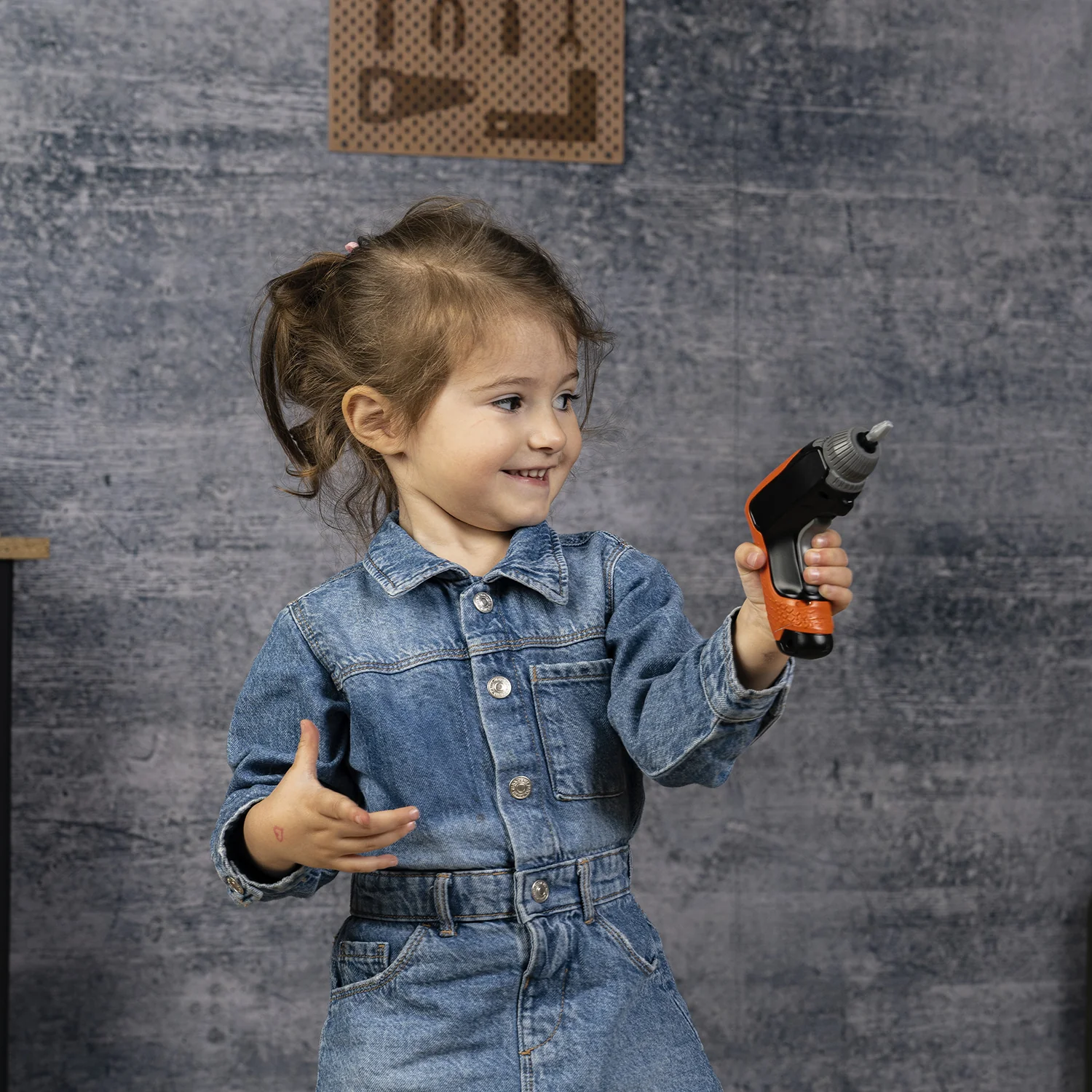 Smoby Black and Decker Builder Workbench - Image 5