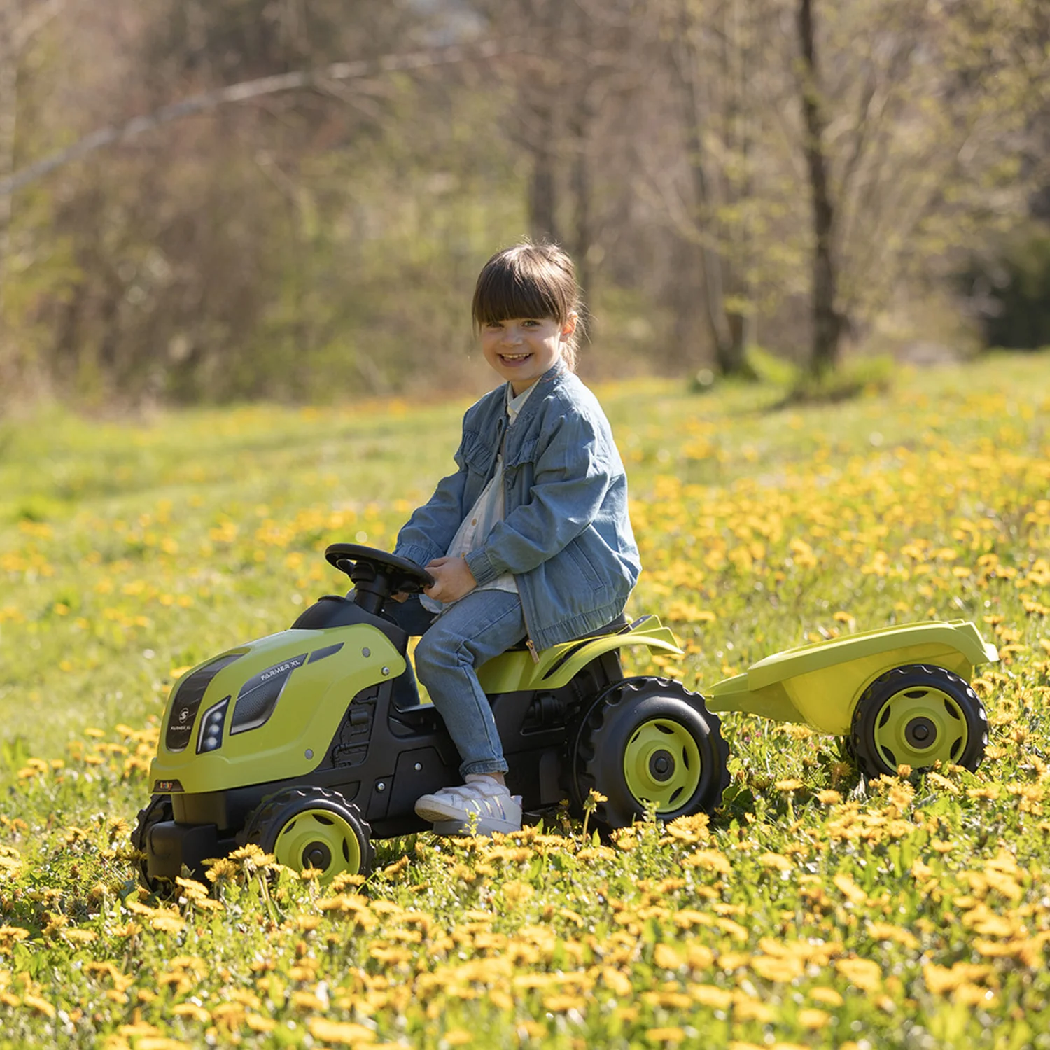 Smoby Farmer XL Green Tractor and Trailer - Image 5