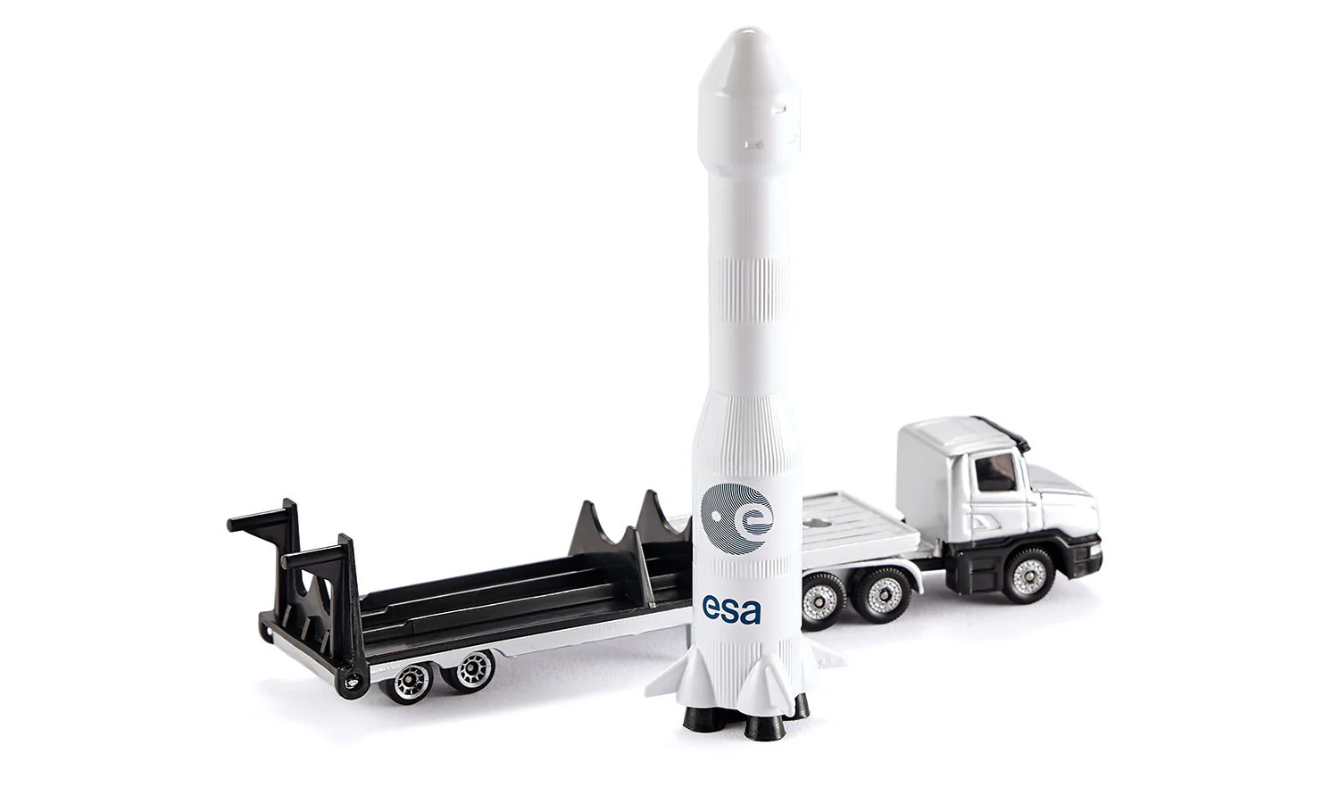1:87 Low Loader with Rocket - Image 4