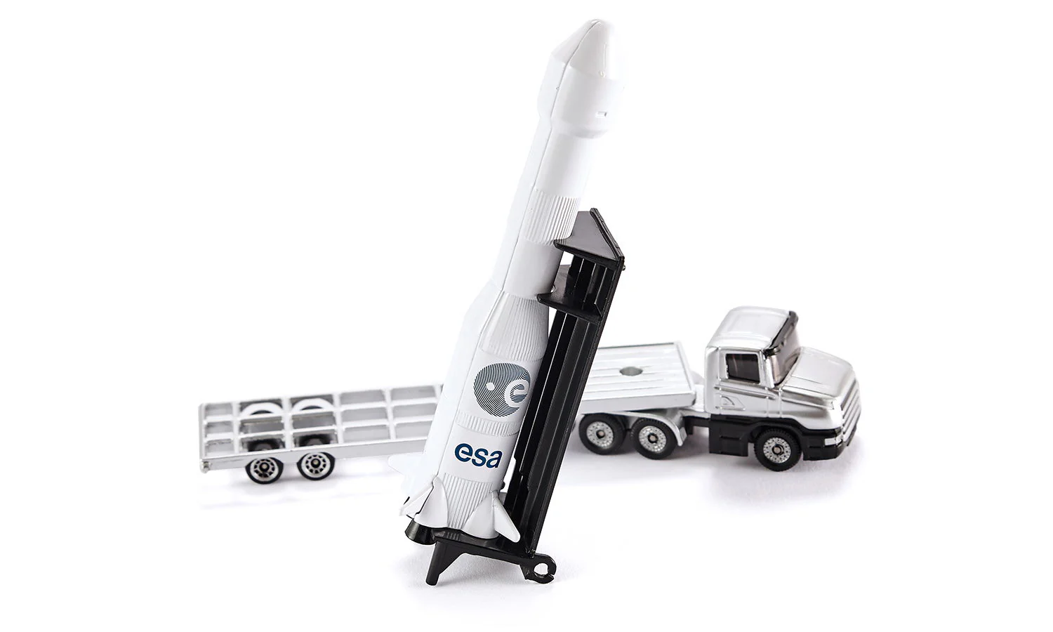 1:87 Low Loader with Rocket - Image 5