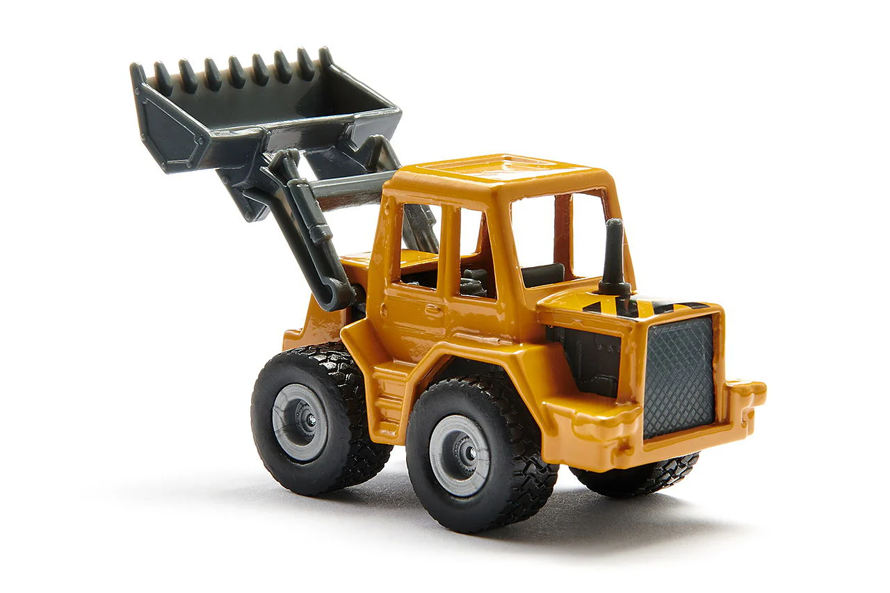 1:87 Low Loader With Front Loader - Image 5