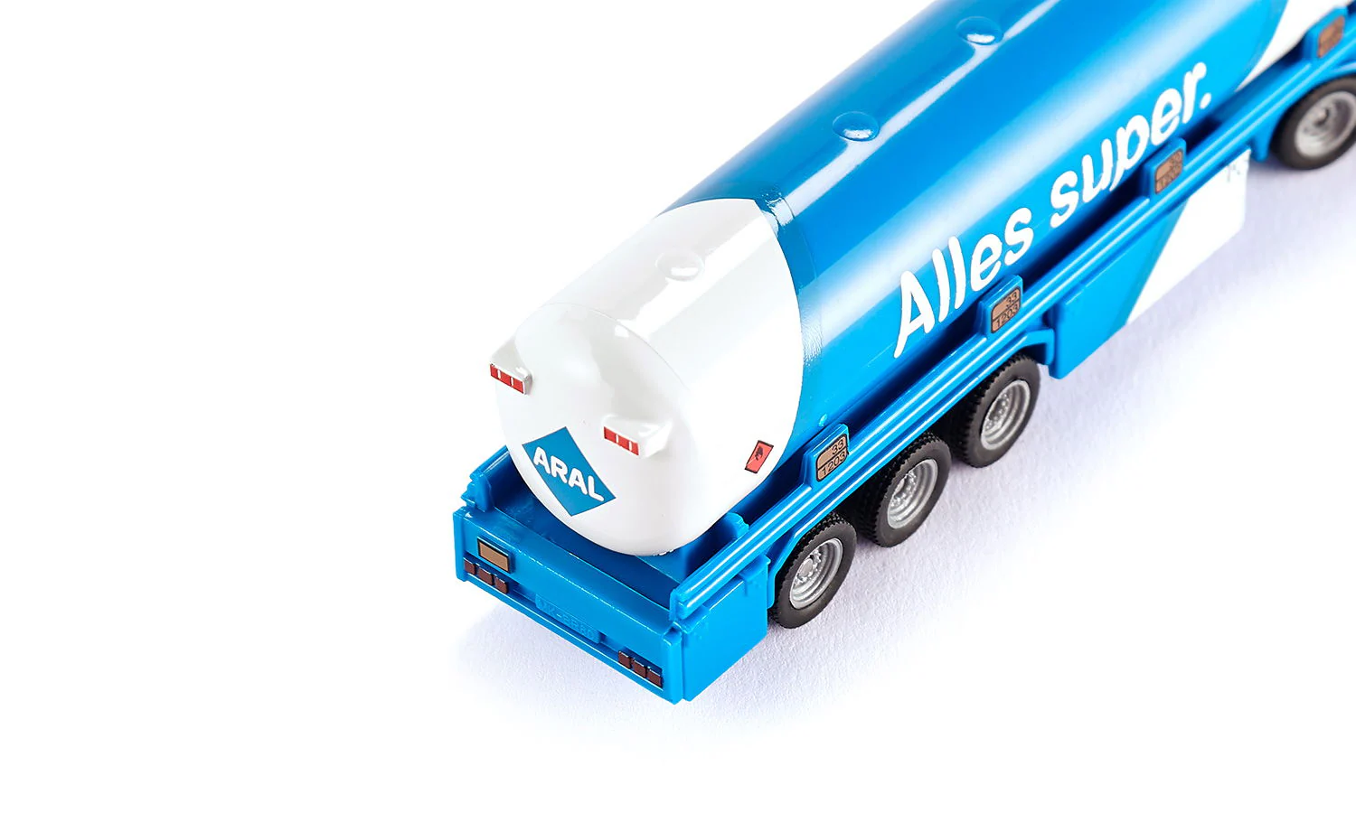 1:87 Aral Tanker With Trailer - Image 7