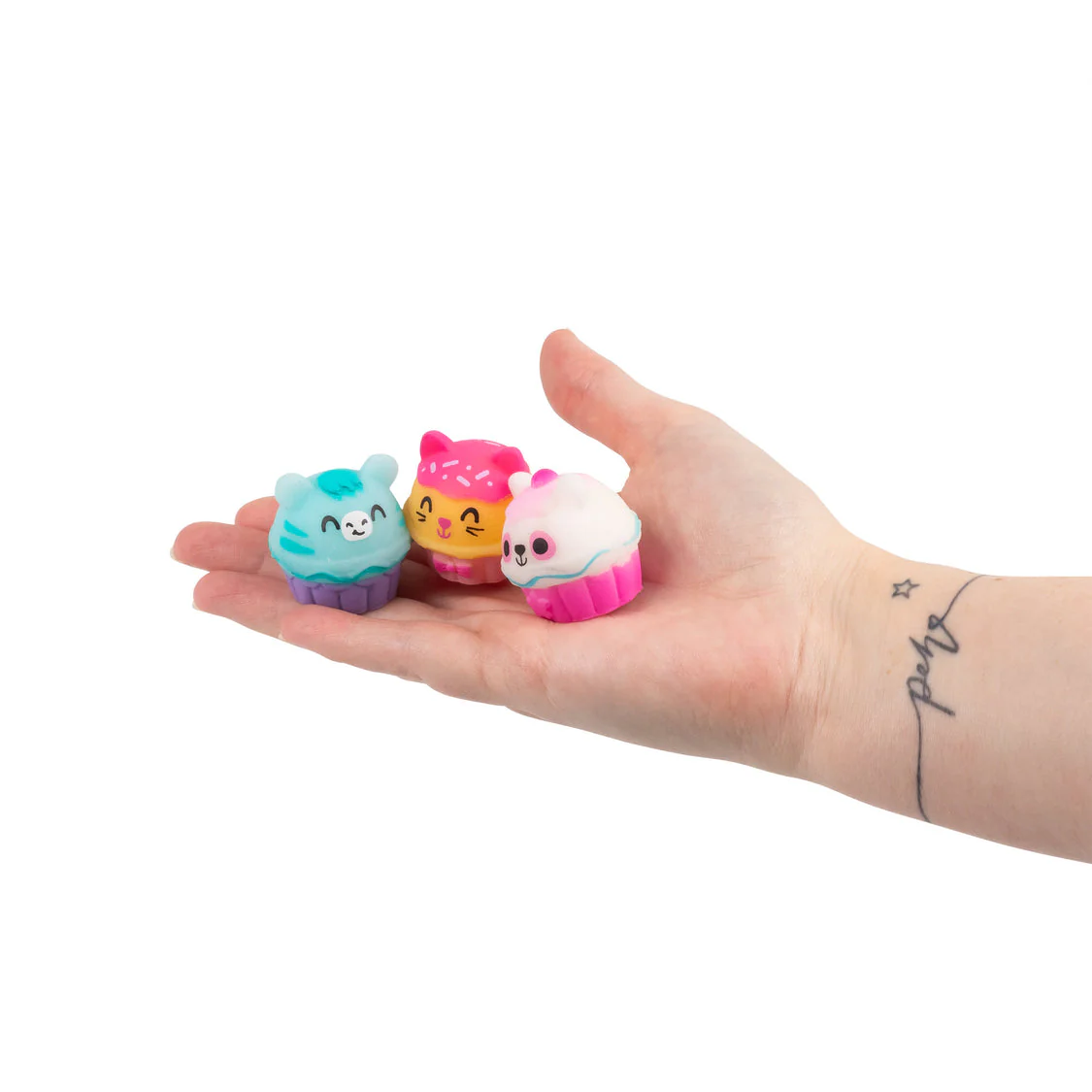 Scrunchems Squishy Buddies Cupcake Keyring Fidget Toy - Image 3