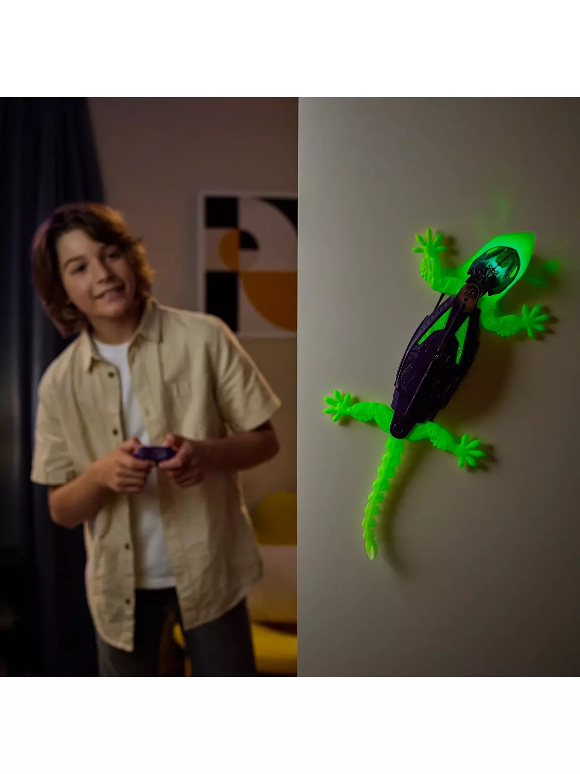 Smart Gecko - Glow In The Dark - Image 4