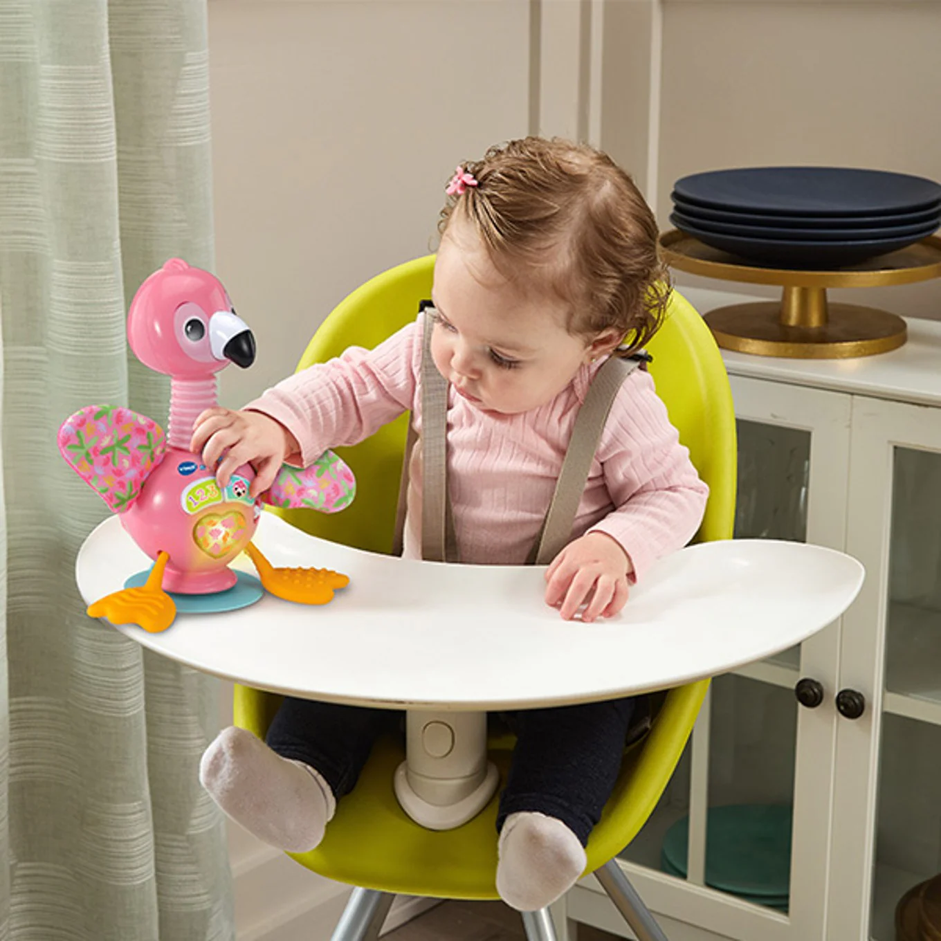 Vtech Suction Cup Fluttering Flamingo - Image 3