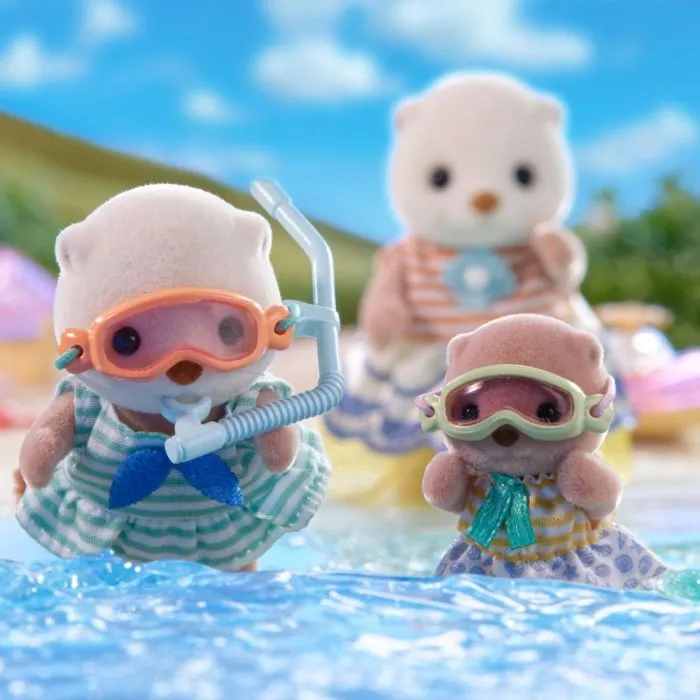 Sylvanian Families Sea Otter Sisters Splashy Snorkel Set - Image 4